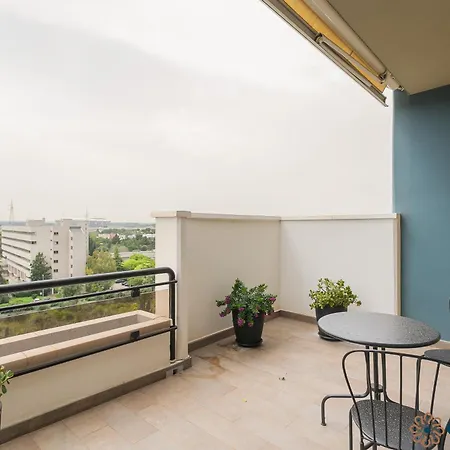 Santa Scolastica By Apulia Apartment Bari