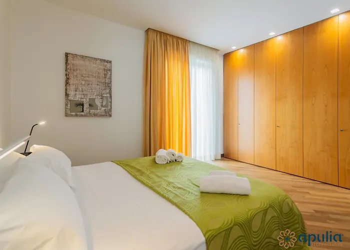 Santa Scolastica By Apulia *